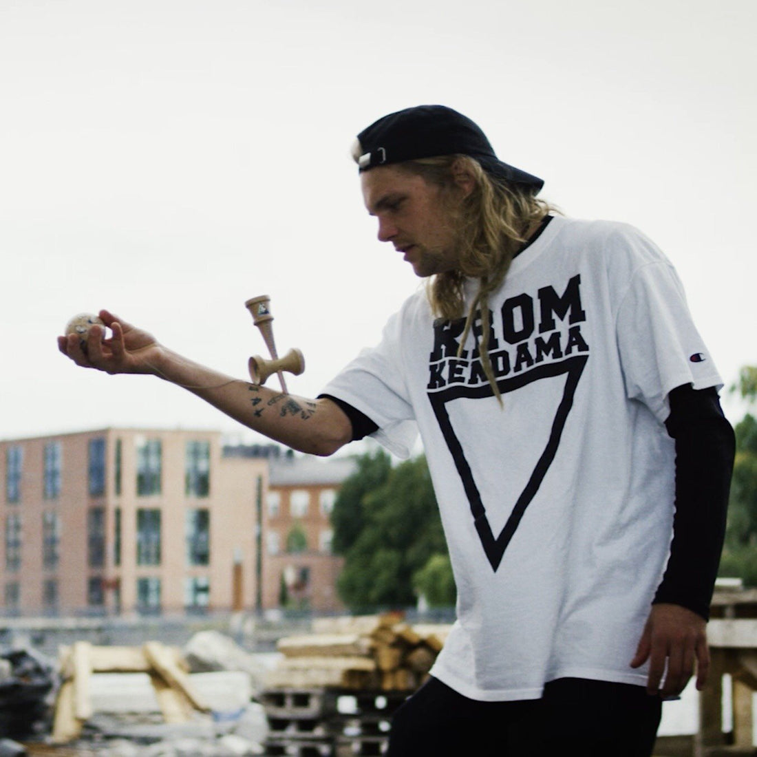 Let us teach you the basics to get your kendama journey started