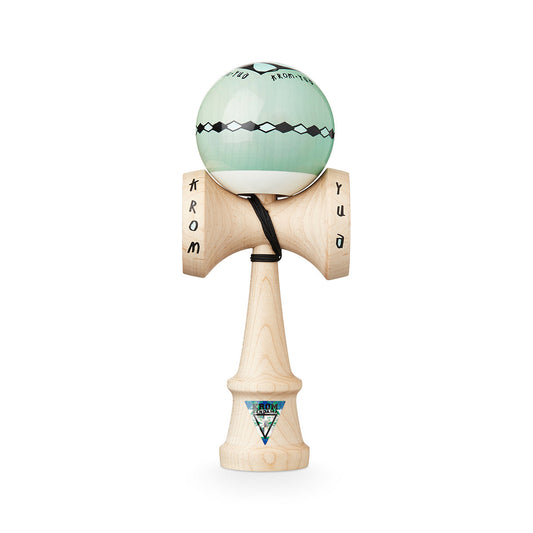 KROM Kendama KROM SIGNATURE MOD YUA ALL MAPLE LOL CLEAR MAIN PICTURE